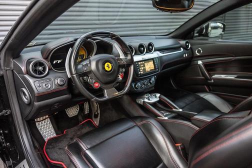 2014 Ferrari FF Base