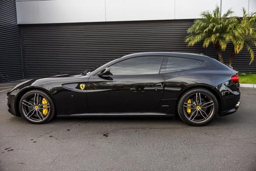 2014 Ferrari FF Base