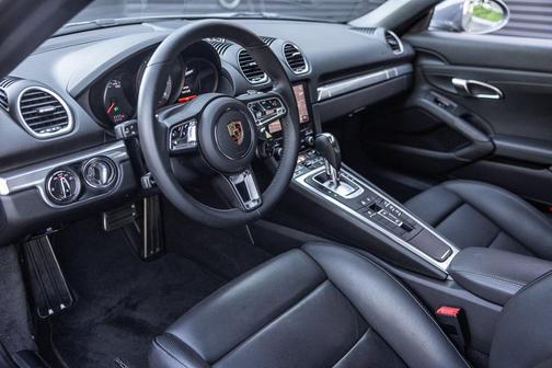 2023 Porsche 718 Boxster S