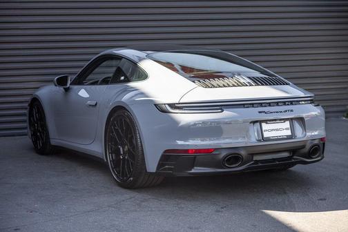 2024 Porsche 911 Carrera GTS