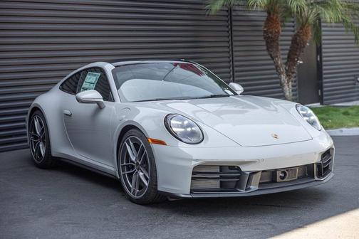2025 Porsche 911 Carrera S