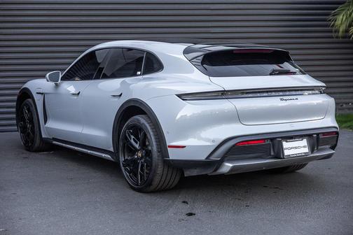 2023 Porsche Taycan 4