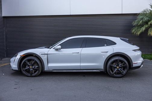 2023 Porsche Taycan 4