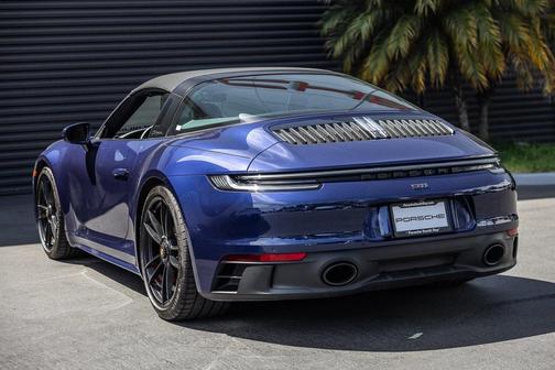 2024 Porsche 911 Targa 4 GTS