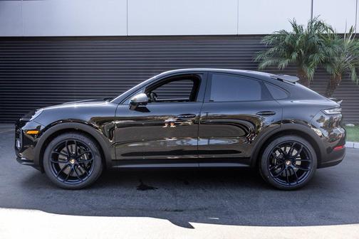 2026 Porsche Cayenne Turbo GT