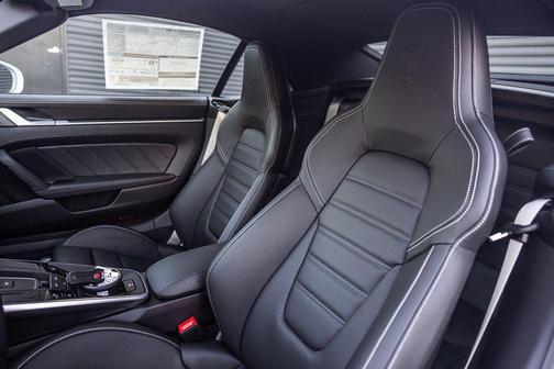 2026 Porsche 911 Carrera GTS