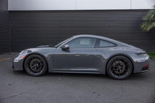 2026 Porsche 911 Carrera GTS