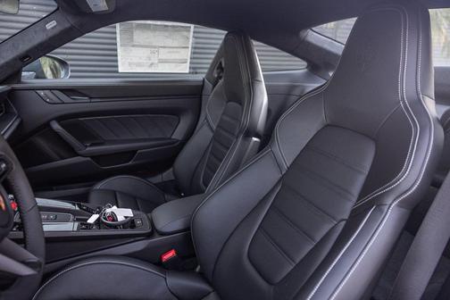 2026 Porsche 911 Carrera GTS