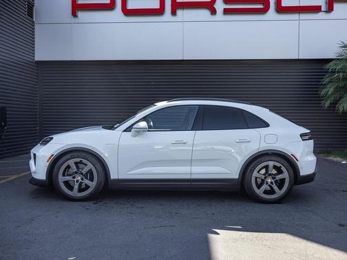 White 2025 Porsche Macan Macan Electric 4S