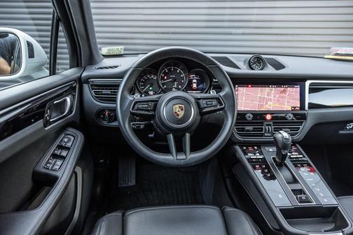 2024 Porsche Macan 
