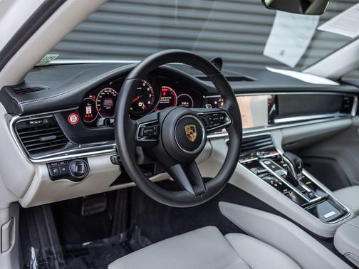 Carrara White Metallic 2023 Porsche Panamera Platinum Edition