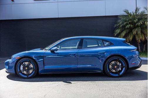 2023 Porsche Taycan Cross Turismo GTS