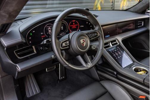 2023 Porsche Taycan Cross Turismo GTS