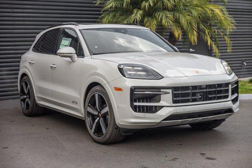 2026 Porsche Cayenne GTS
