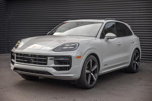2026 Porsche Cayenne GTS
