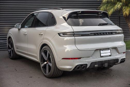 2026 Porsche Cayenne GTS