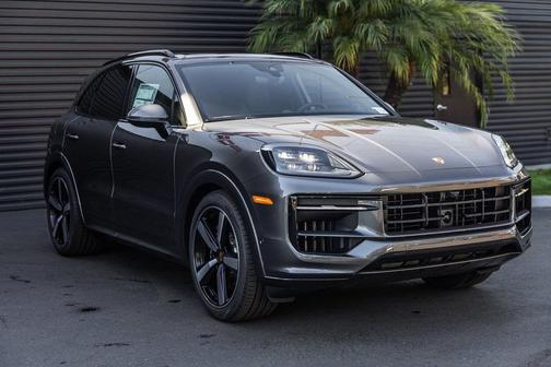 2026 Porsche Cayenne GTS