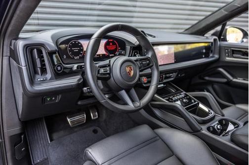 2025 Porsche Cayenne Turbo GT