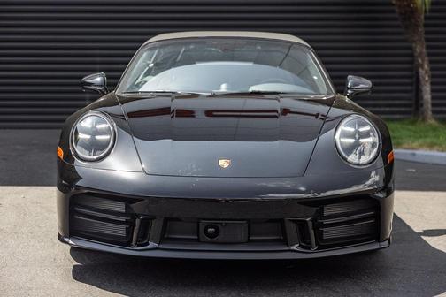 2026 Porsche 911 Carrera S