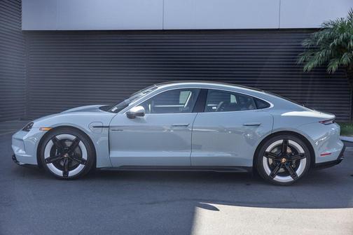 2025 Porsche Taycan 4S