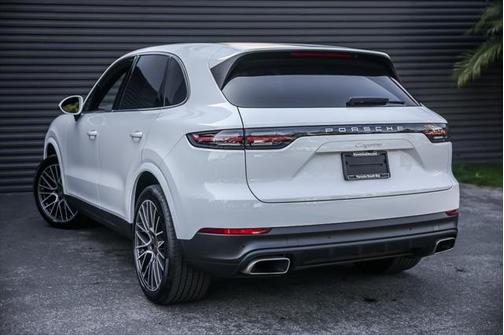2023 Porsche Cayenne Cayenne