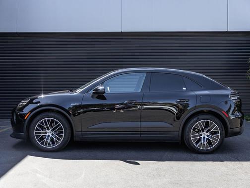 Black 2025 Porsche Macan Macan Electric 4