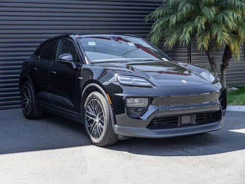 Black 2025 Porsche Macan Macan Electric 4