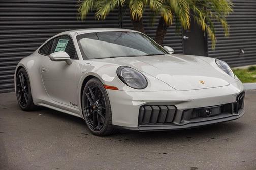 2026 Porsche 911 Carrera GTS