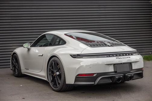 2026 Porsche 911 Carrera GTS