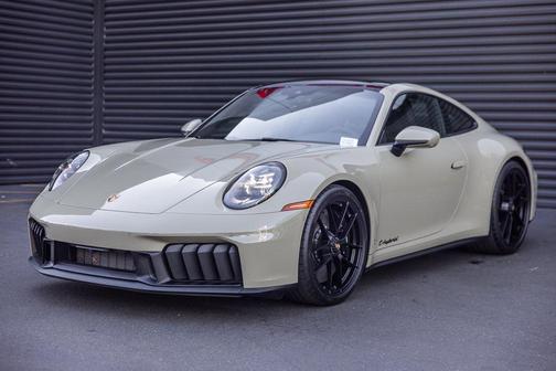 2026 Porsche 911 Carrera GTS