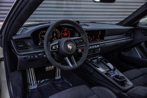 2026 Porsche 911 Carrera GTS