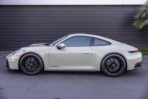 2026 Porsche 911 Carrera GTS