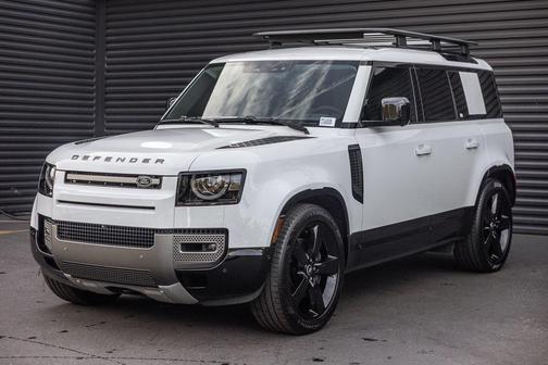 2025 Land Rover Defender 110 P400 X-Dynamic SE