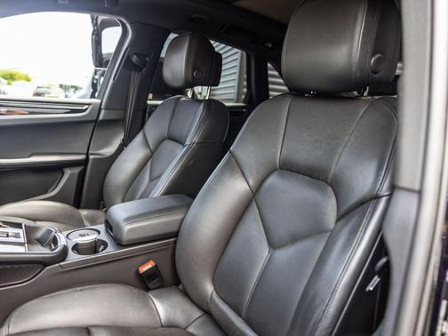 Black 2023 Porsche Macan Macan