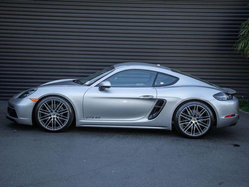 GT Silver Metallic 2025 Porsche 718 Cayman GTS 4.0