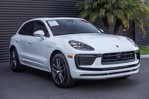 2025 Porsche Macan 