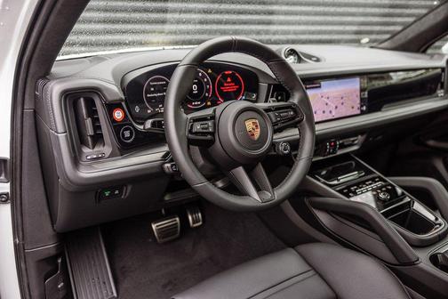 2026 Porsche Cayenne GTS