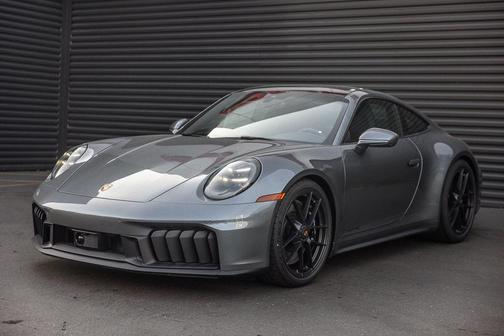 2026 Porsche 911 Carrera 4 GTS