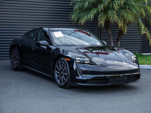 2024 Porsche Taycan Base