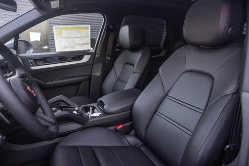 2026 Porsche Cayenne Cayenne E-Hybrid