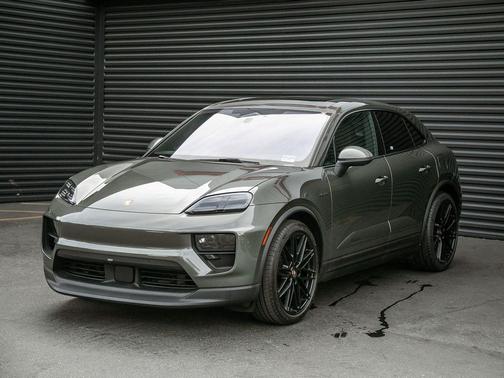 Green 2025 Porsche Macan Macan Electric