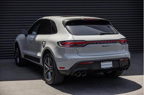2023 Porsche Macan Base