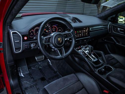 Carmine Red 2022 Porsche Cayenne GTS