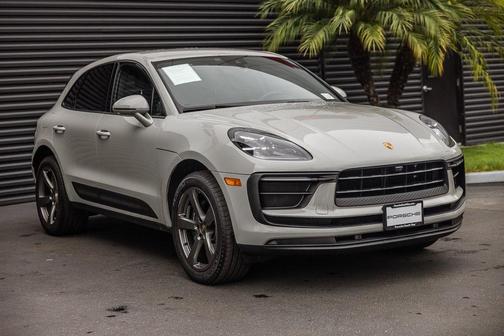 2022 Porsche Macan 