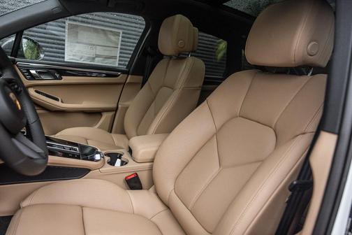 2026 Porsche Macan T