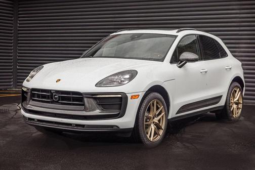 2026 Porsche Macan T