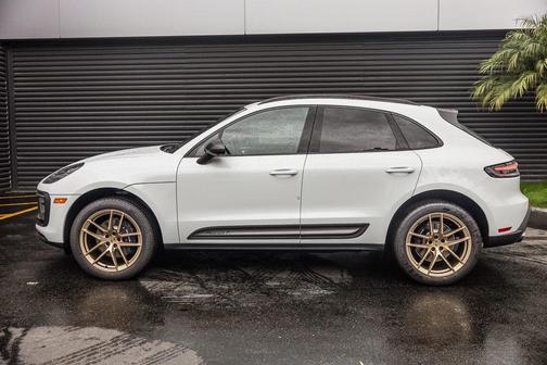 2026 Porsche Macan T