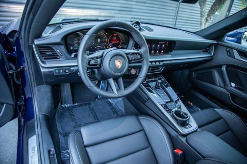 2026 Porsche 911 Carrera 4S