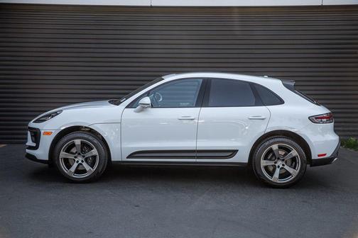 2024 Porsche Macan T