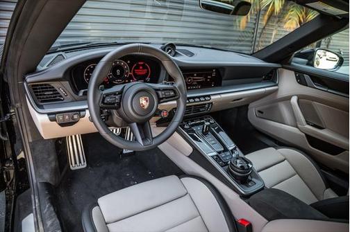 2025 Porsche 911 Carrera S